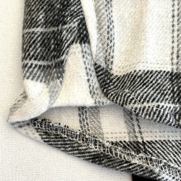 DKNY 4T 2 Piece Set - Flannel Plaid Button-Down Shirt & Leggings. NWT - Picture 7 of 13